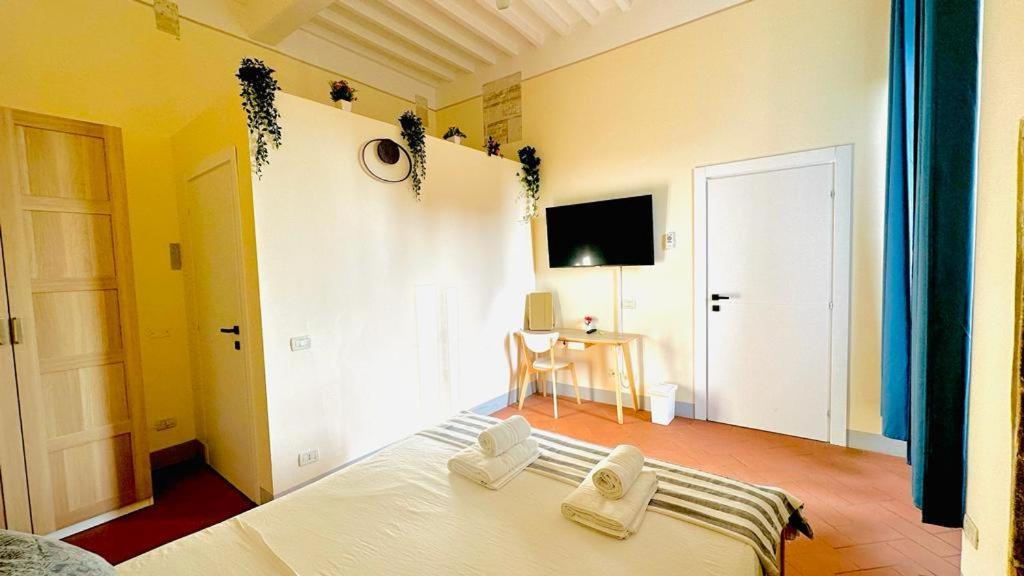 B&B - Residenza D'Epoca Piazza Cairoli Pisa Exterior photo
